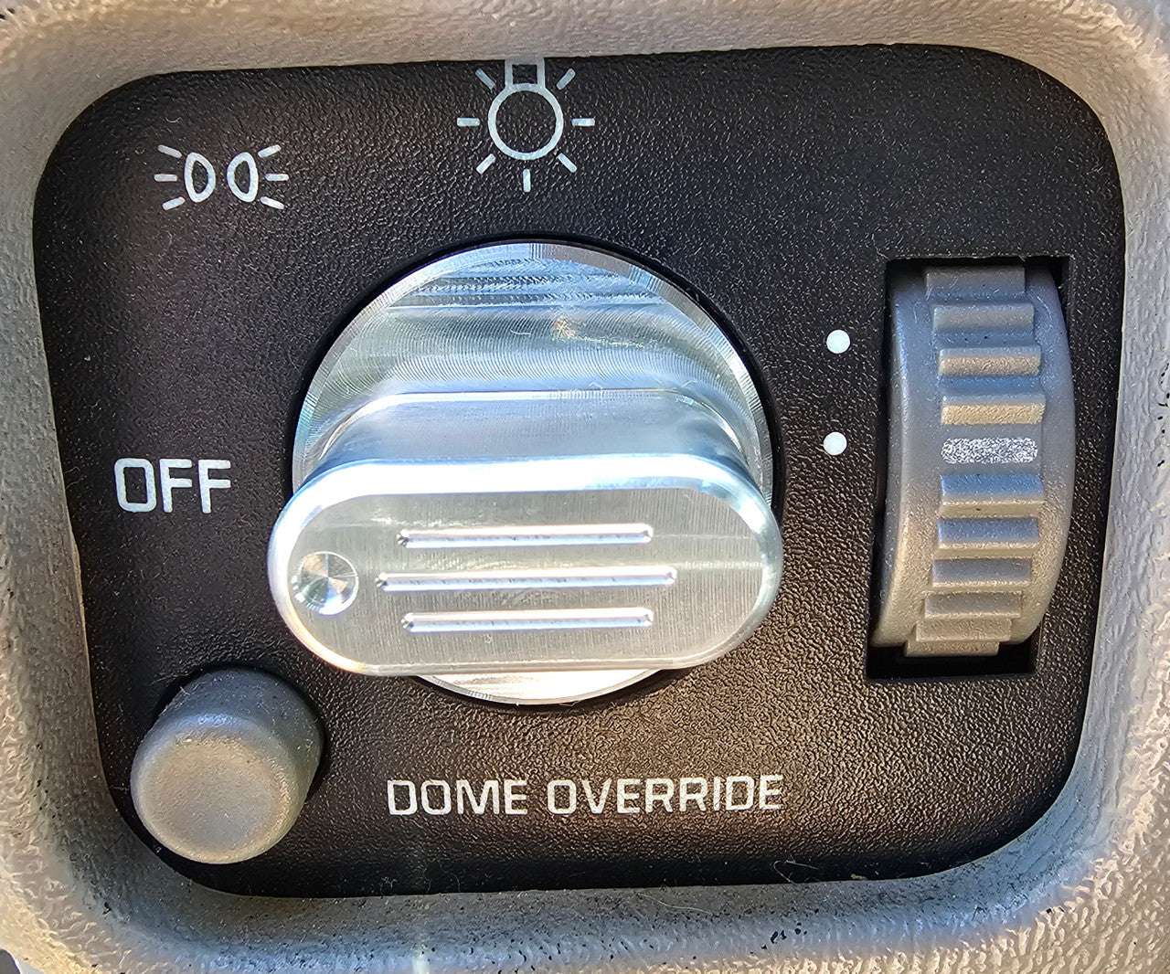 CM Billet Headlight Knob 95-98 C/K