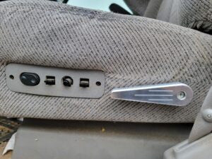 CM Billet Bucket Seat Levers
